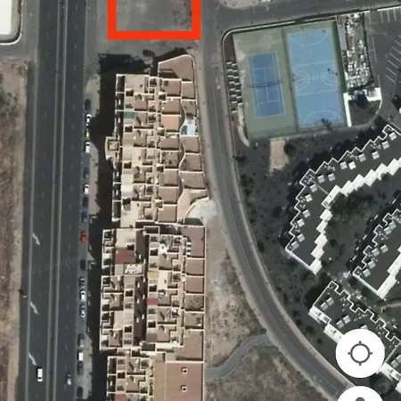 Crystalsuite. Beautiful Penthouse With Sea Views شقة *