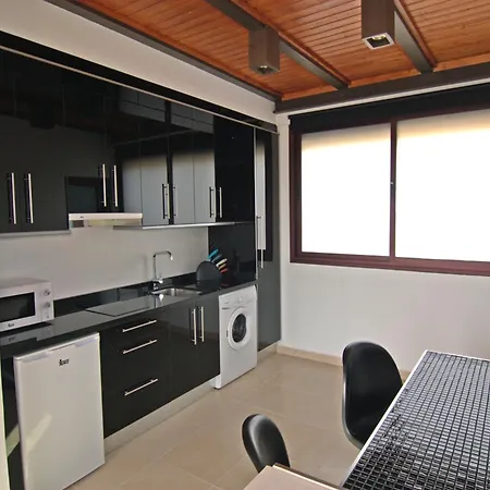 Crystalsuite. Beautiful Penthouse With Sea Views Апартаменты *